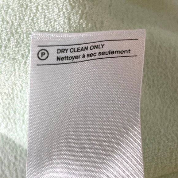 Vince Shirred Silk Blouse Womens Size Small Draped Front Light Green Long Sleeve - Picture 7 of 12